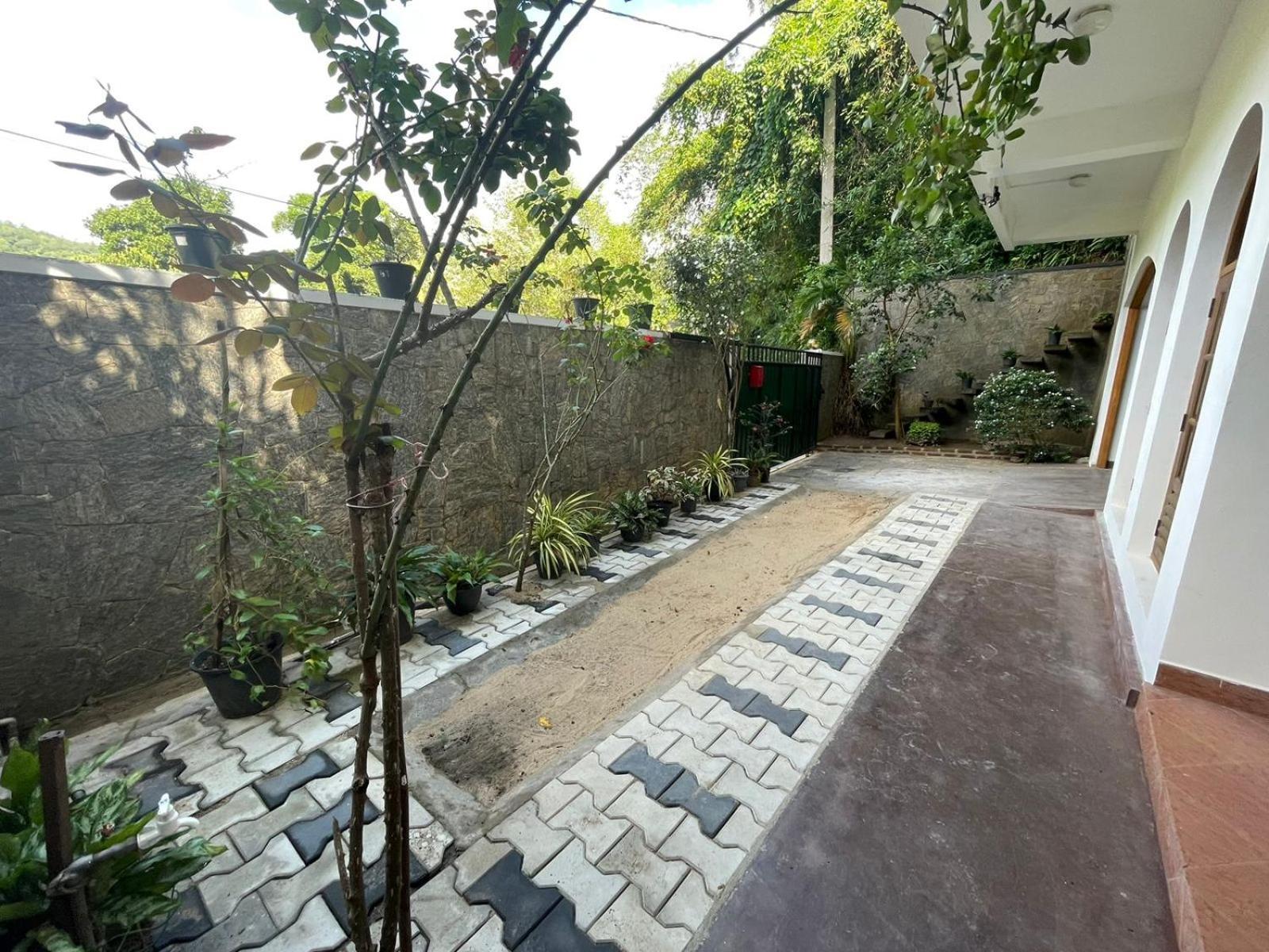 Villa Nine แคนดี้ ภายนอก รูปภาพ